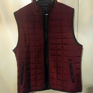 Mens Burgundy Puffer Vest XL